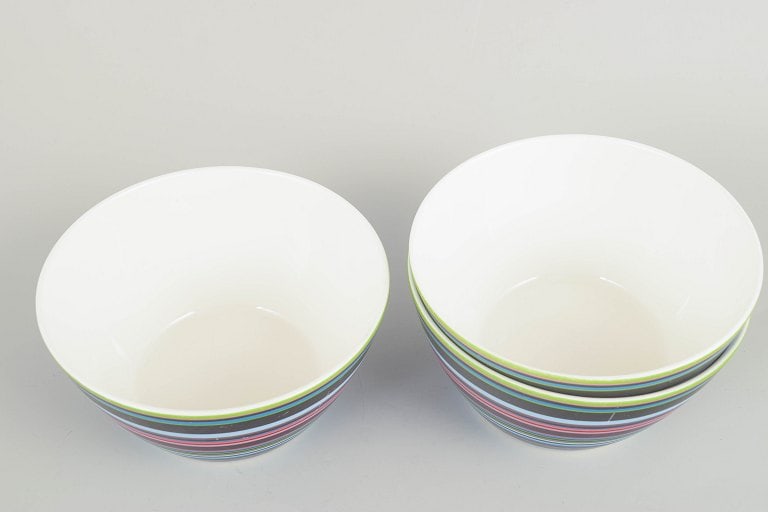 Alfredo Häberli for Iittala, Finland. Three colourful porcelain bowls with multicoloured horizontal - 2