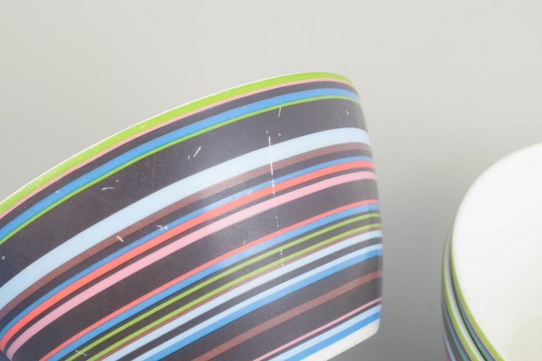 Alfredo Häberli for Iittala, Finland. Three colourful porcelain bowls with multicoloured horizontal - 3