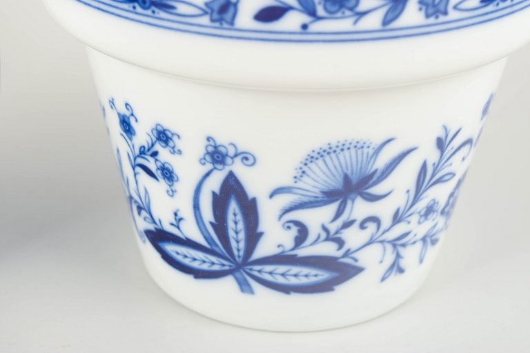 Kronester, Germany. Two porcelain flower pot holders decorated with cobalt-blue glaze. Mid/late 20th - 3
