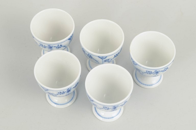 Royal Copenhagen, Denmark. Set of five porcelain egg cups decorated with cobalt-blue underglaze, - 2