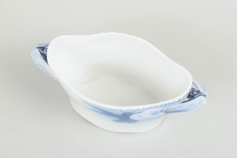 Royal Copenhagen, Denmark. Midsummer Night's Dream, small porcelain bowl with handles. Approx. - 2