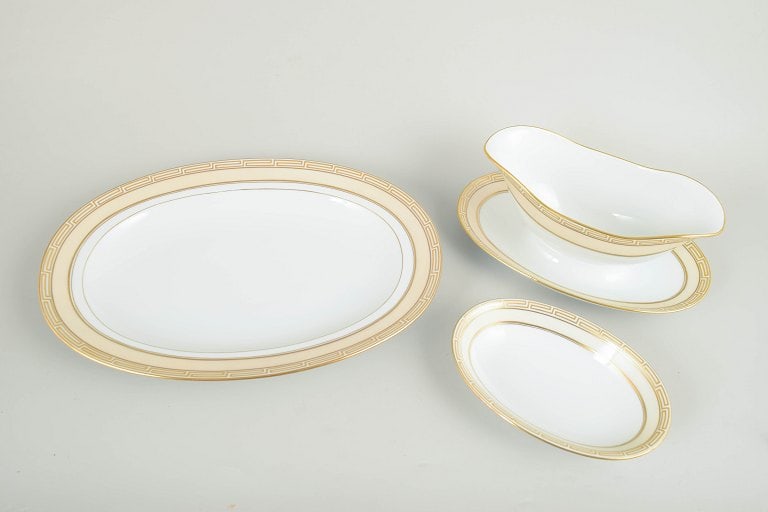 Bing & Grøndahl Rossini, Denmark. Set of porcelain sauce boat, serving dish and small dish with a - 2