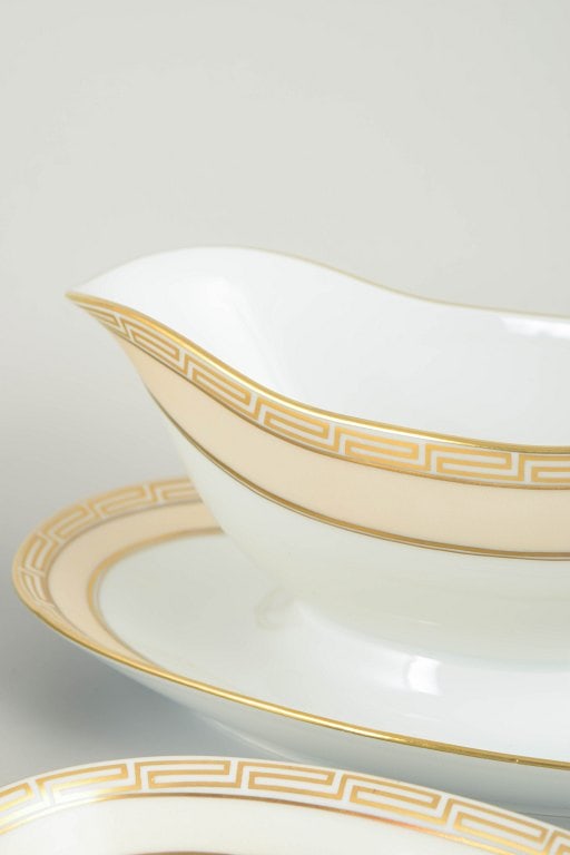 Bing & Grøndahl Rossini, Denmark. Set of porcelain sauce boat, serving dish and small dish with a - 3