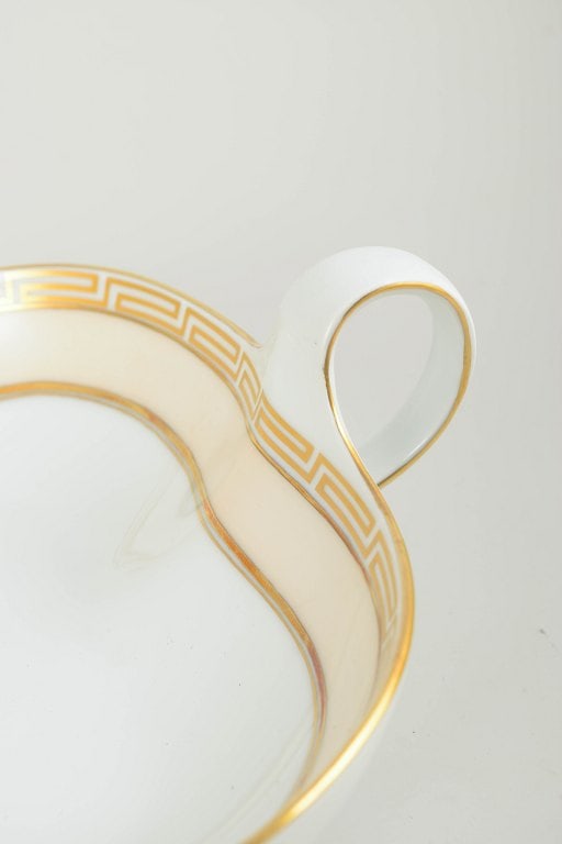 Bing & Grøndahl Rossini, Denmark. Set of two triangular porcelain dishes with a gilded rim. Approx. - 3