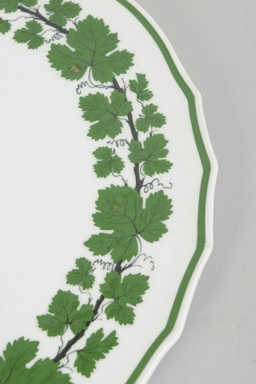 Meissen, Germany. Large round porcelain cake dish from the green vine leaf series. Early 20th - 3