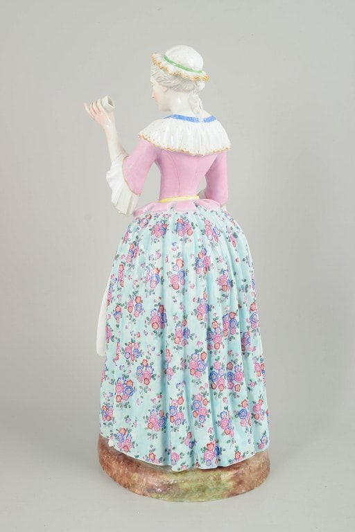Meissen, Germany. La Belle Chocolatière, porcelain figurine. Museum quality. Approx. 1790s. - 4