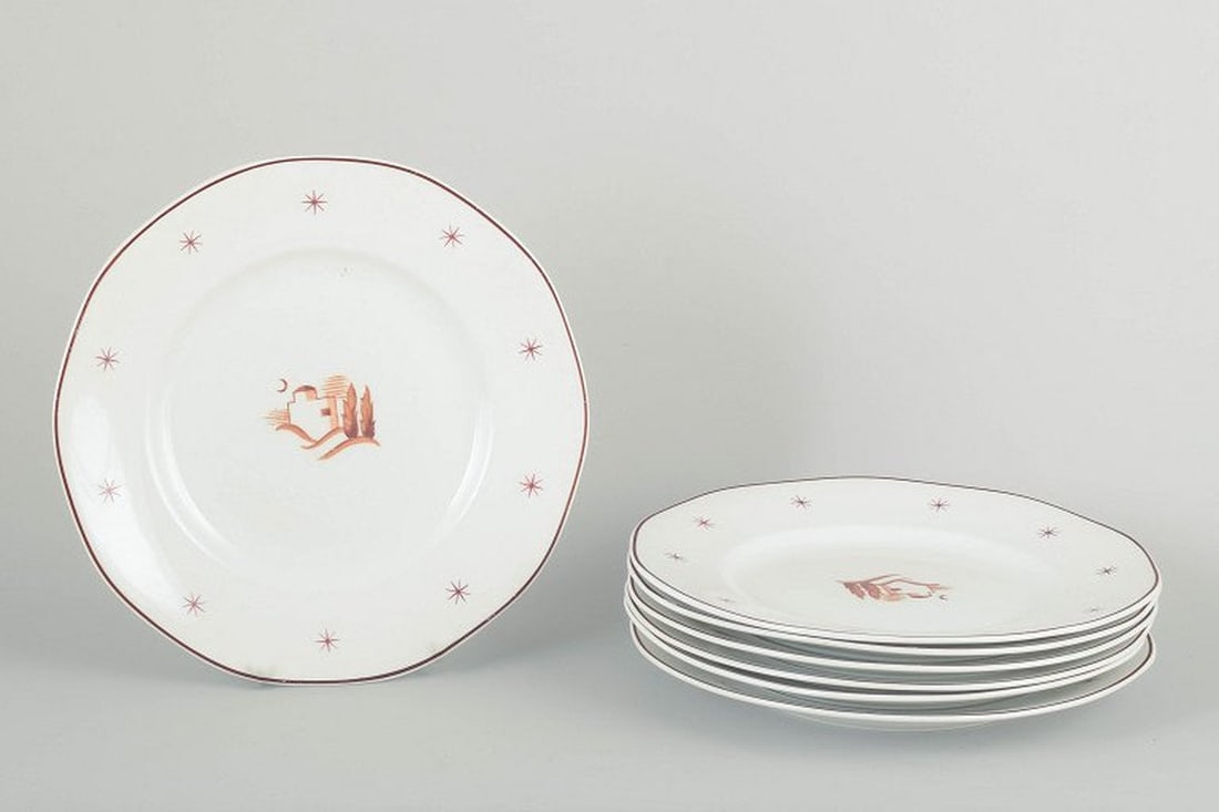 Arabia, Finland. Orient. Set of seven Art Deco-inspired porcelain dinner plates. 1930s/40s. (1 of 5)