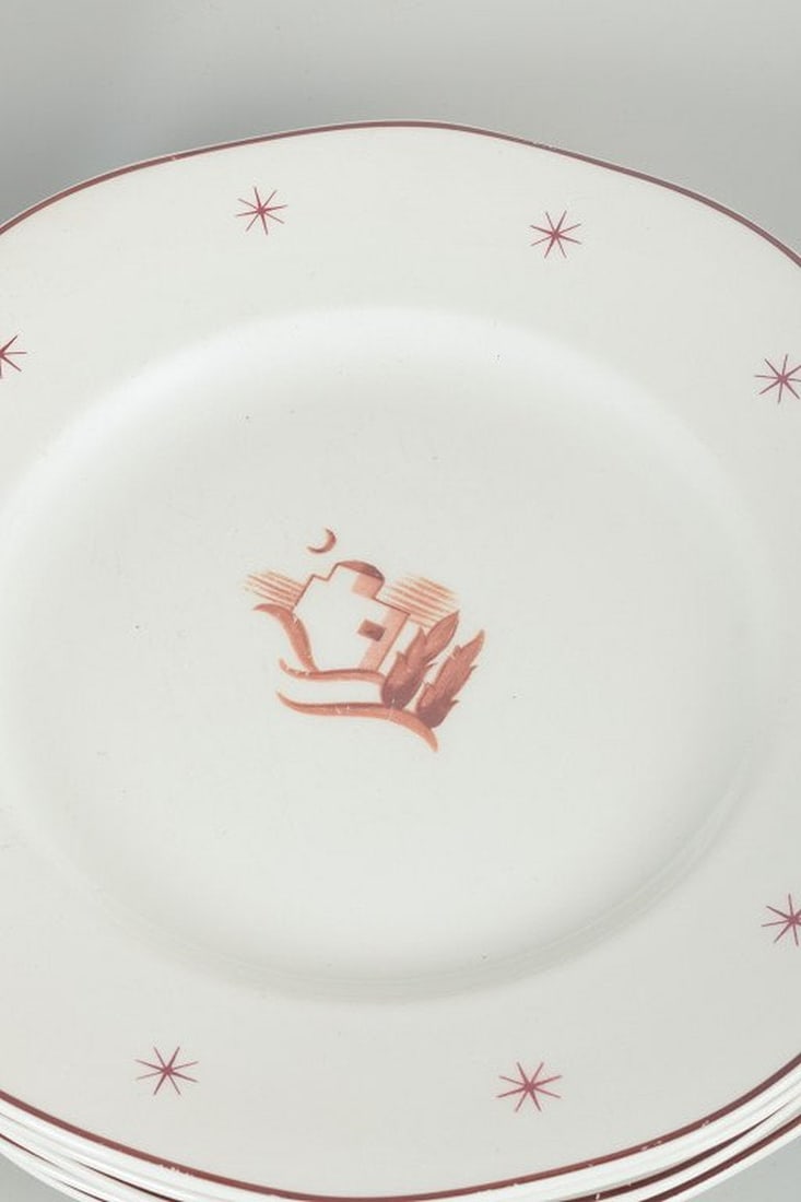 Arabia, Finland. Orient. Set of seven Art Deco-inspired porcelain dinner plates. 1930s/40s. - 3