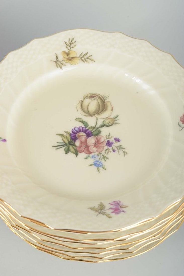 Royal Copenhagen Frijsenborg. Twelve porcelain plates. Mid 20th century. - 2