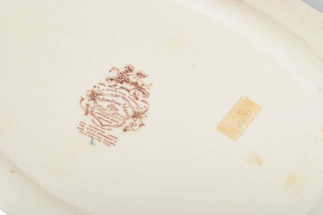 Johnson Bros., England, Staffordshire. Very large rectangular platter in transfer printed - 4