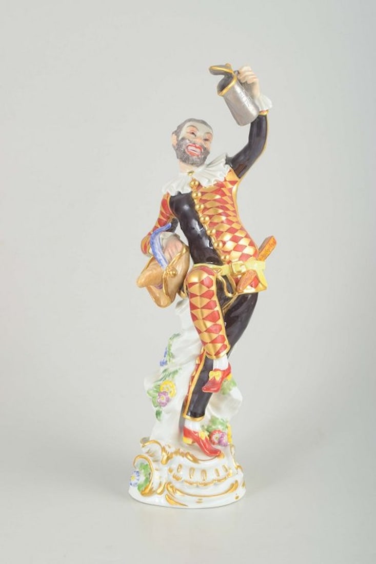 Meissen, Germany. Magnificent and highly detailed porcelain figure 'Harlequin'. 20th century. (1 of 10)