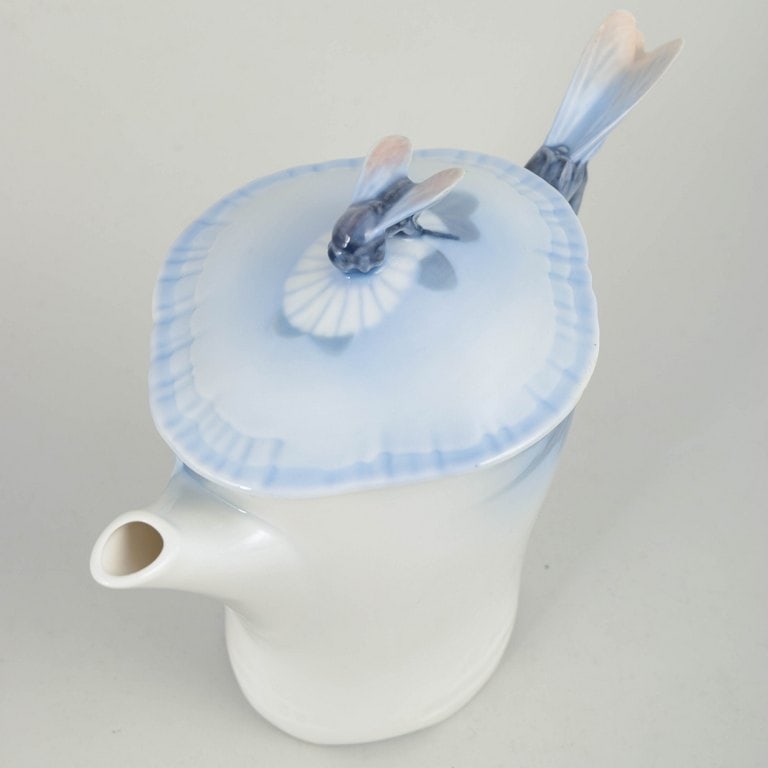 Royal Copenhagen, Denmark. Midsummer Night's Dream, small porcelain coffee pot with decoration in - 2