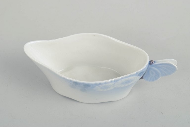 Royal Copenhagen, Denmark. Midsummer Night's Dream, porcelain creamer with decorative handle. - 2