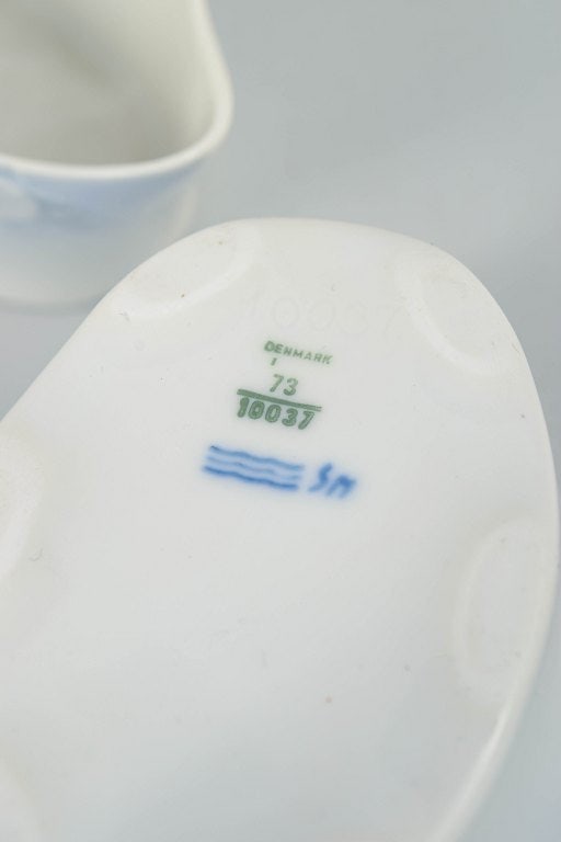 Royal Copenhagen, Denmark. Midsummer Night's Dream, porcelain creamer and sugar bowl. Approx. 1920s. - 4