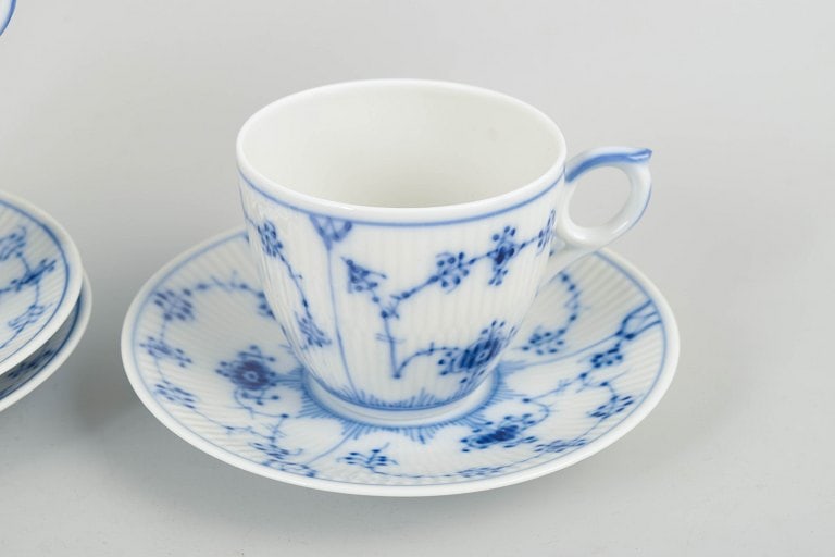 Royal Copenhagen, Denmark. Blue Fluted Plain, set of three porcelain coffee cups with saucers. - 3