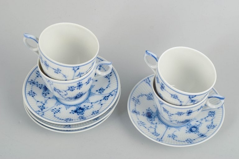 Royal Copenhagen, Denmark. Blue Fluted Plain, set of four porcelain coffee cups with saucers. - 2