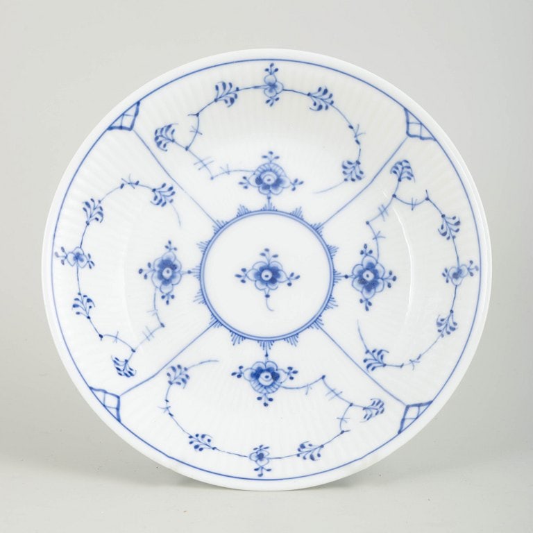 Royal Copenhagen, Denmark. Blue Fluted Plain porcelain bowl decorated with cobalt blue underglaze. - 2
