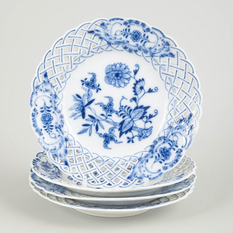 Meissen, Germany. Blue Onion set of four porcelain openwork plates. Circa 1900. (1 of 4)