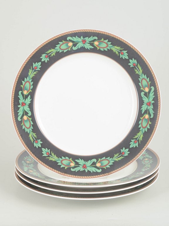 Nina Campbell for Rosenthal, Germany. Set of four flat porcelain plates decorated with a dark (1 of 4)
