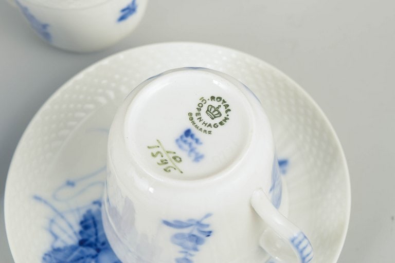 Royal Copenhagen, Denmark. Blue Flower Braided set of six porcelain coffee cups with underglaze - 4