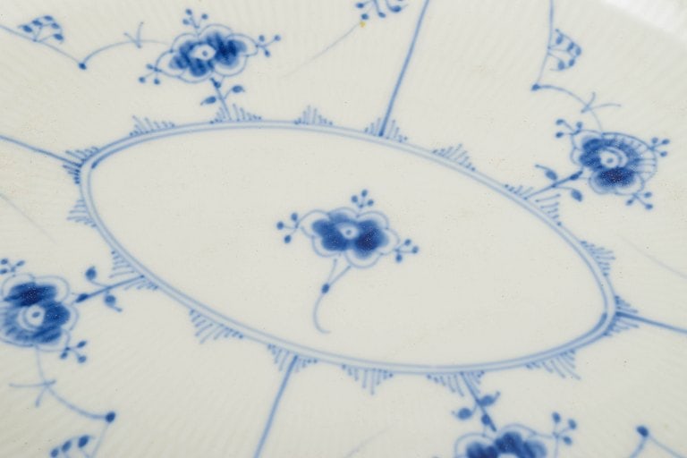 Royal Copenhagen, Denmark. Blue Fluted Plain porcelain serving tray with underglaze blue decoration. - 3