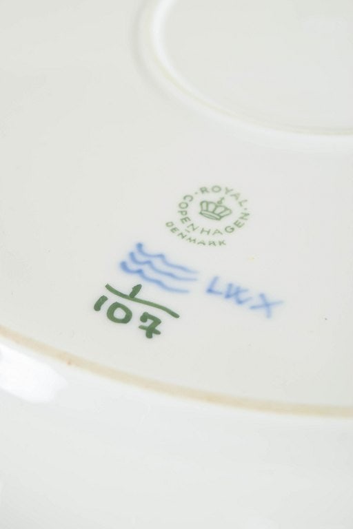 Royal Copenhagen, Denmark. Blue Fluted Plain porcelain serving platter with underglaze blue - 4