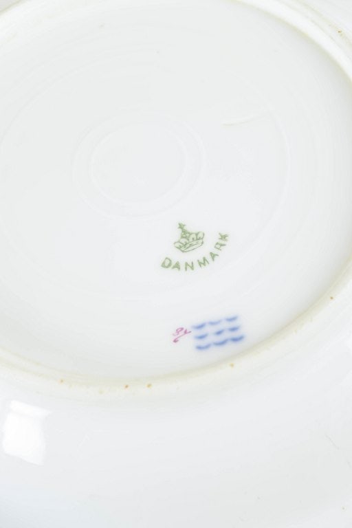 Royal Copenhagen, Denmark. Set of four porcelain deep pasta plates with thistle motif. Second half - 4
