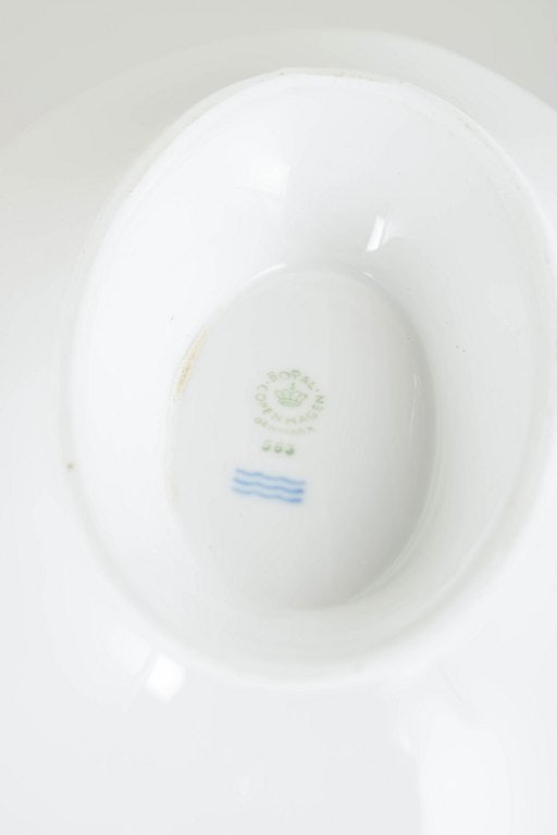 Royal Copenhagen, Denmark. Fairytale sauce boat in white porcelain with decoration in pink, blue and - 4