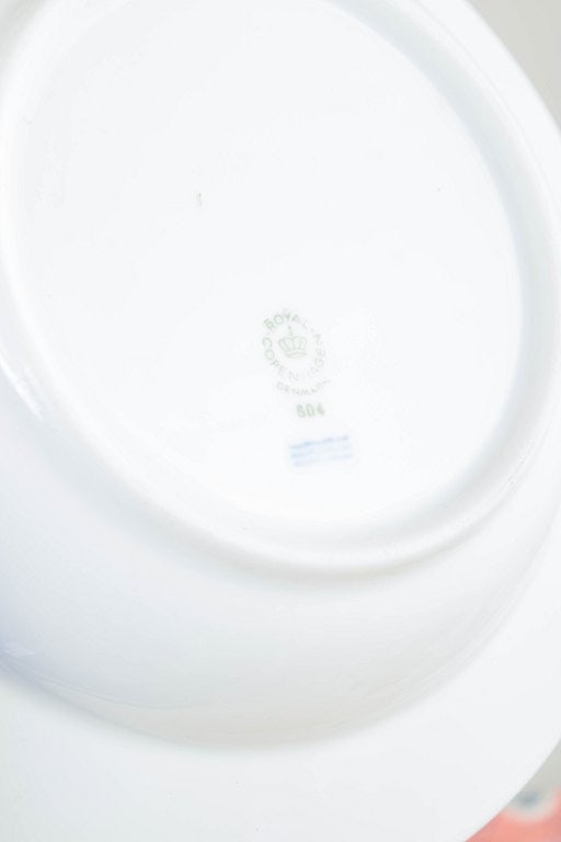 Royal Copenhagen, Denmark. Set of six deep plates in white porcelain with decoration in pink tones. - 4