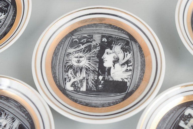 Hollóháza, Hungary. Set of six round porcelain coasters with black and white decoration. Approx. - 3