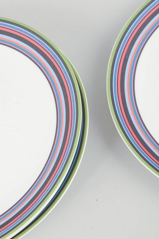 Alfredo Häberli for Iittala, Finland. Set of four large porcelain plates with multicoloured striped - 3