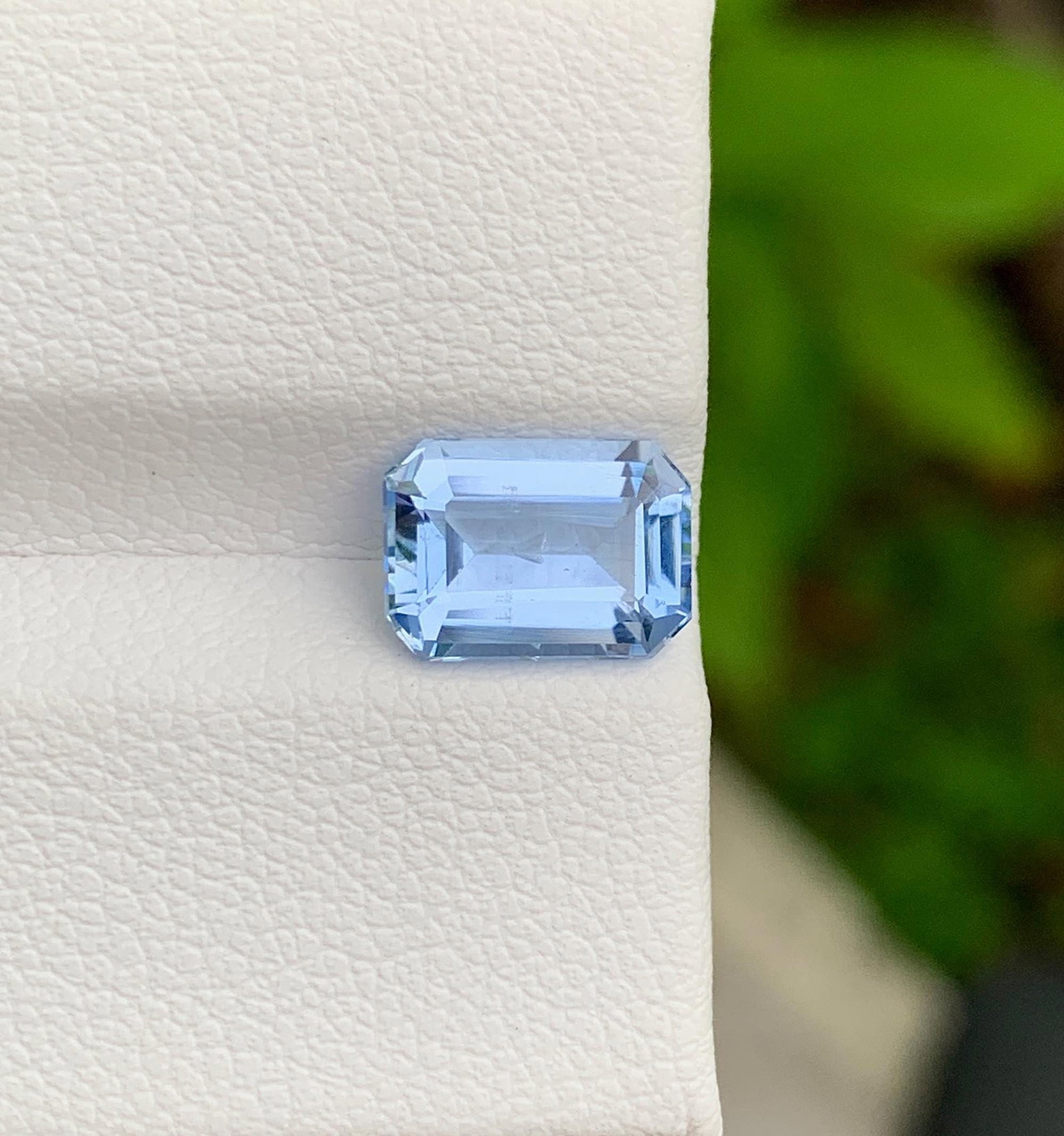 Santa Maria Aquamarine Gemstone: 1.81 Ct Emerald Cut Madagascar Beryl for Jewelry Making - 6