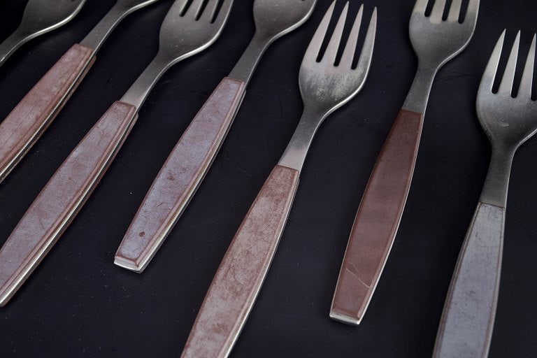Henning Koppel for Georg Jensen, Denmark. Set of eight dinner forks in stainless steel with brown - 2