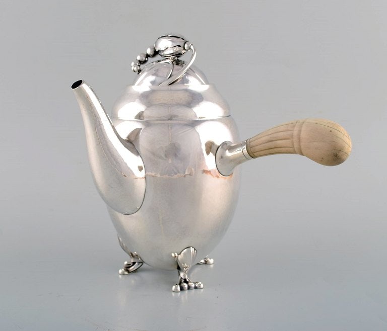 Early Georg Jensen Magnolia coffee pot in sterling silver with handle in ivory. Model number 2D. - 3