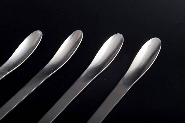 Georg Jensen, Denmark. Set of five long caffe latte spoons in stainless steel. Late 20th century. - 2