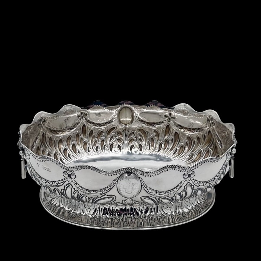 19th Century Antique Victorian Large Oval Sterling Silver Bowl London 1883 Martin Hall & Co Ltd - 4