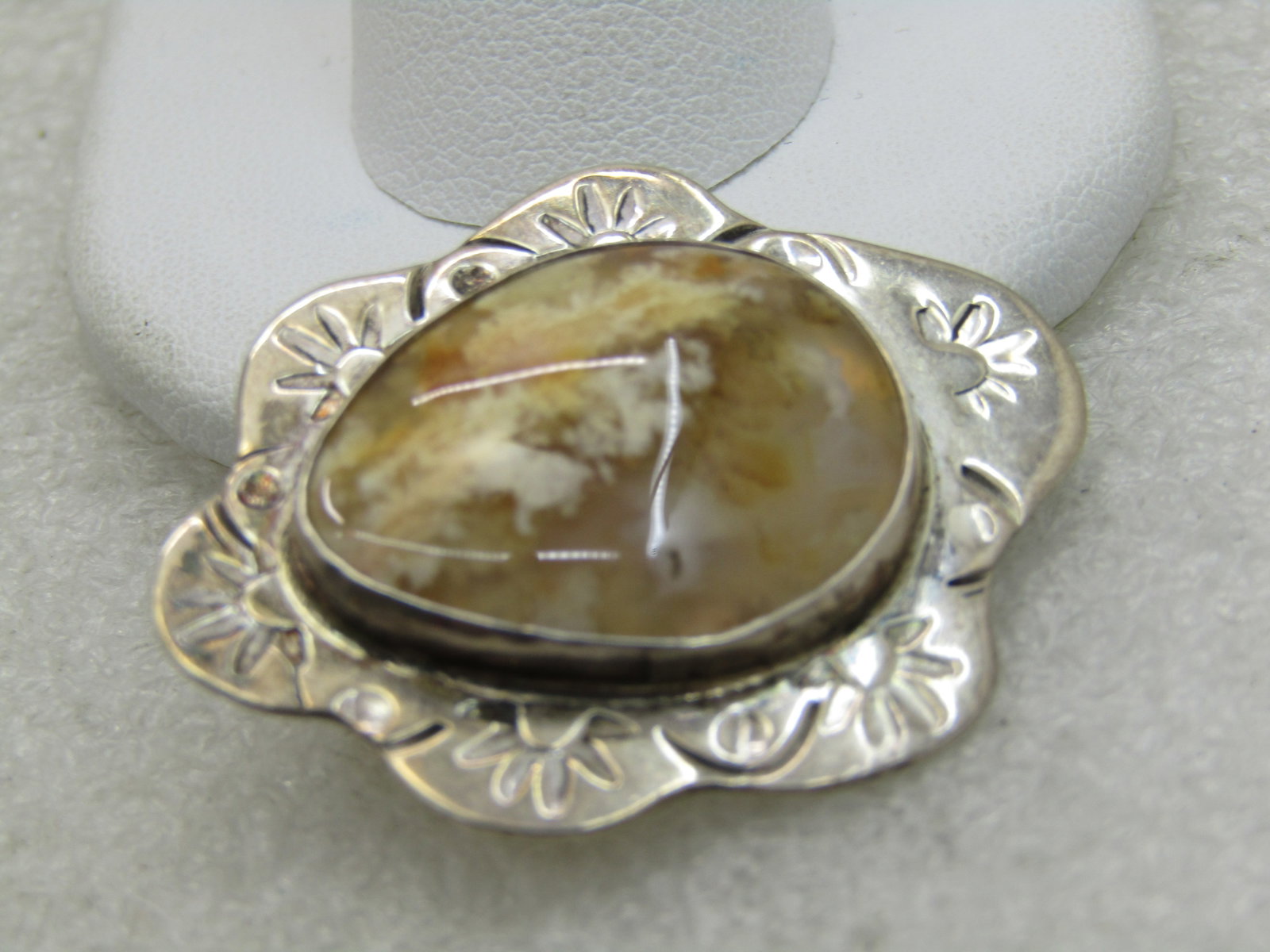 Vintage Southwestern Sterling Agate Pendant, Yellow/Tan - 2