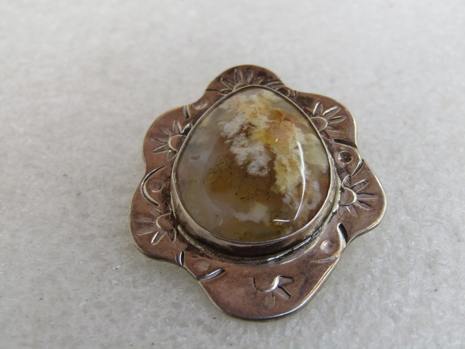 Vintage Southwestern Sterling Agate Pendant, Yellow/Tan - 5