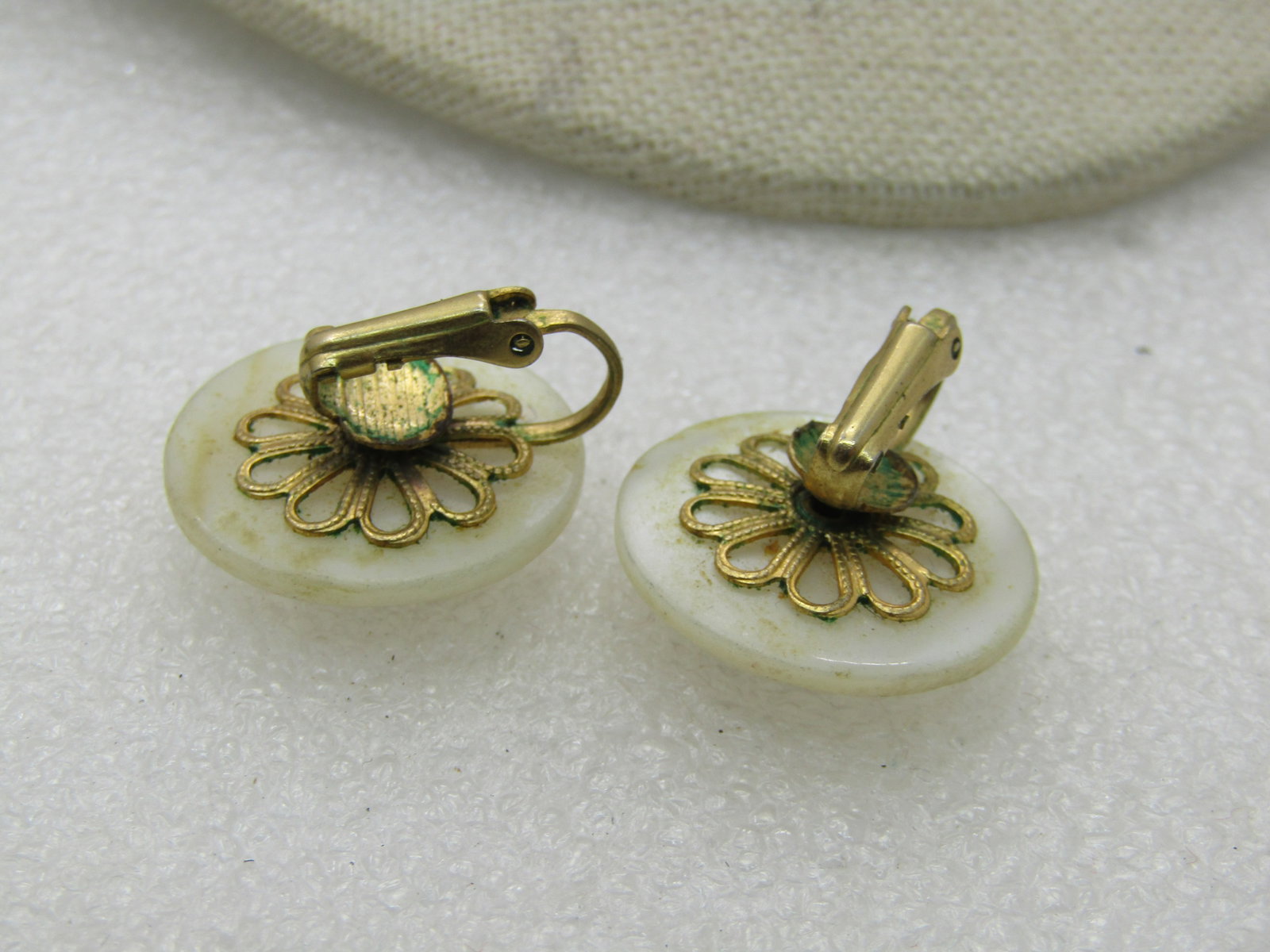 Mid-Century Mother-of-Pearl Earrings, Tiered, Clip - 5