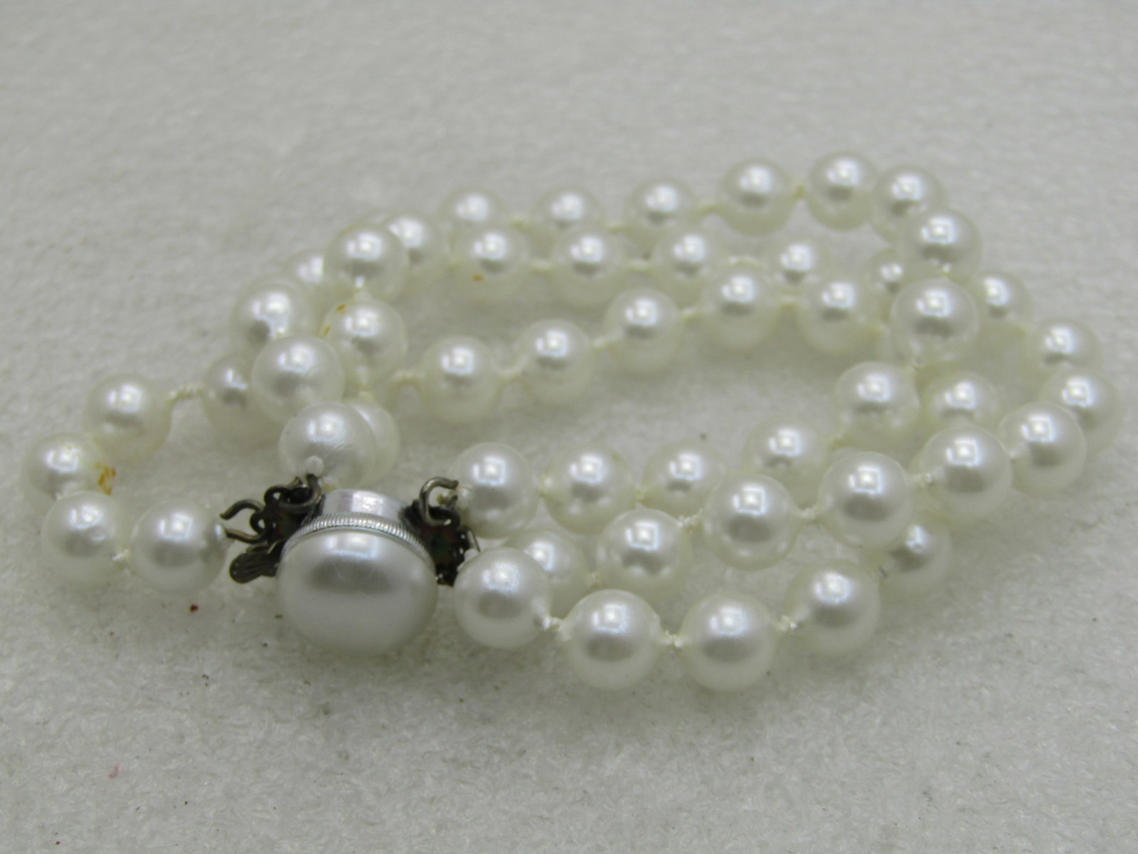 Vintage Triple Strand Faux Pearl Bracelet, Hong Kong, 7.5" - 4