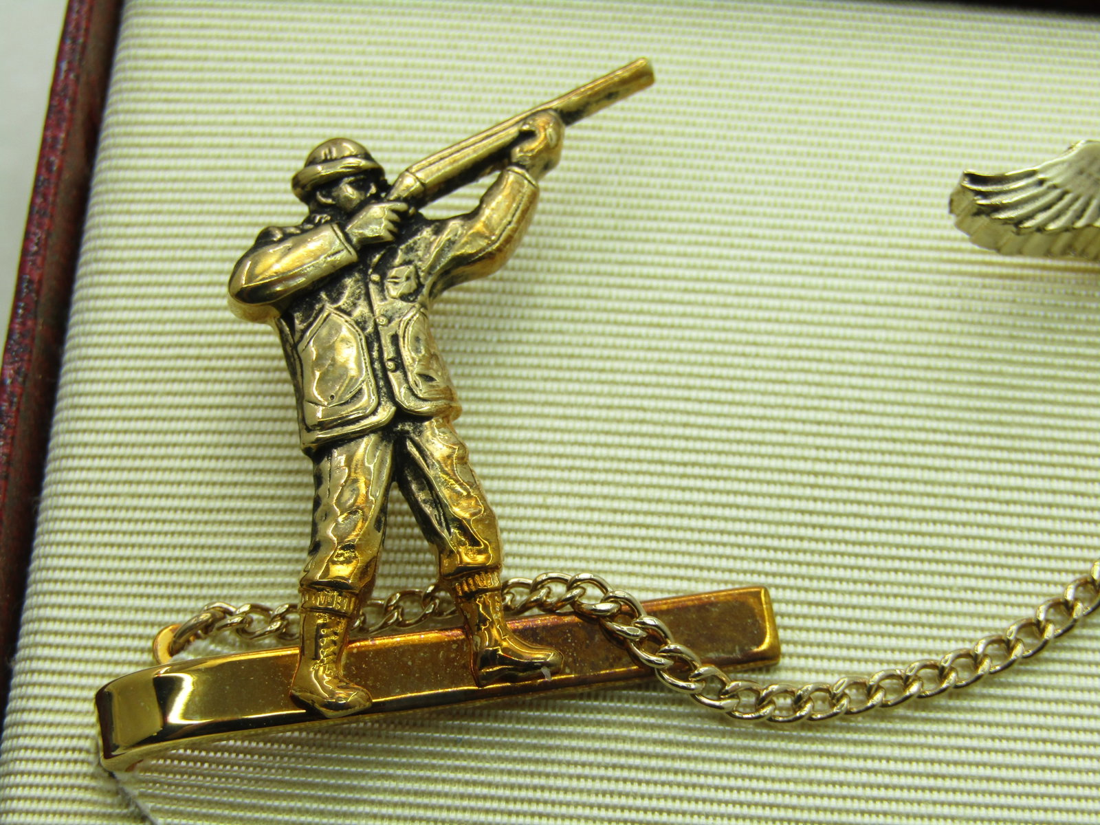 Vintage Gold Tone Hickok Duck Hunter and Duck Tie Clasp and Tack Pin, Original Box - 2