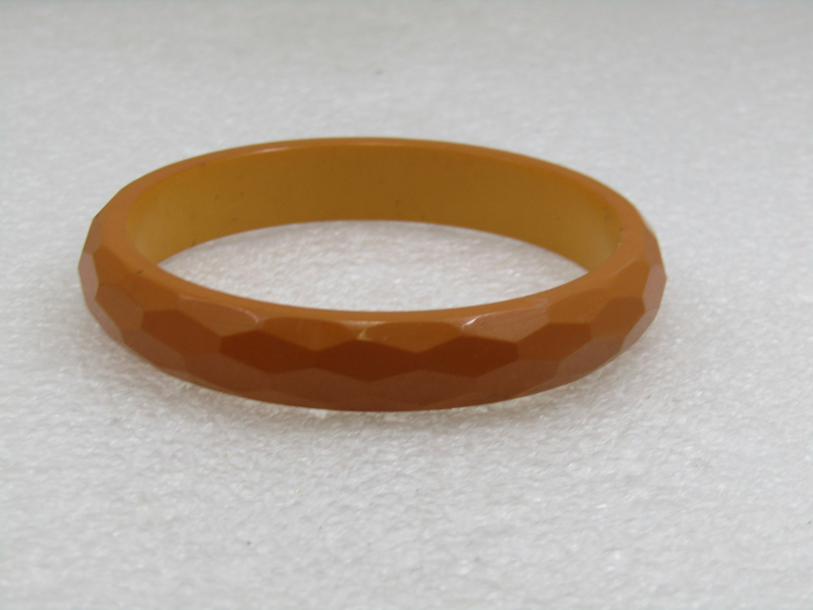 Vintage Tan Faceted Plastic Bangle Bracelet. 7.75" - 2