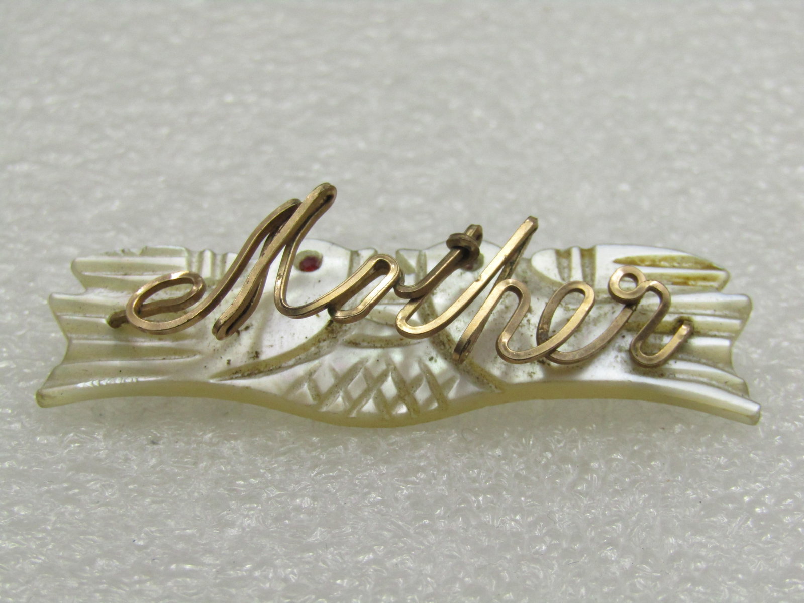 Vintage Mother-of-Pearl Doves Mother Brooch. Hand-Made - 5