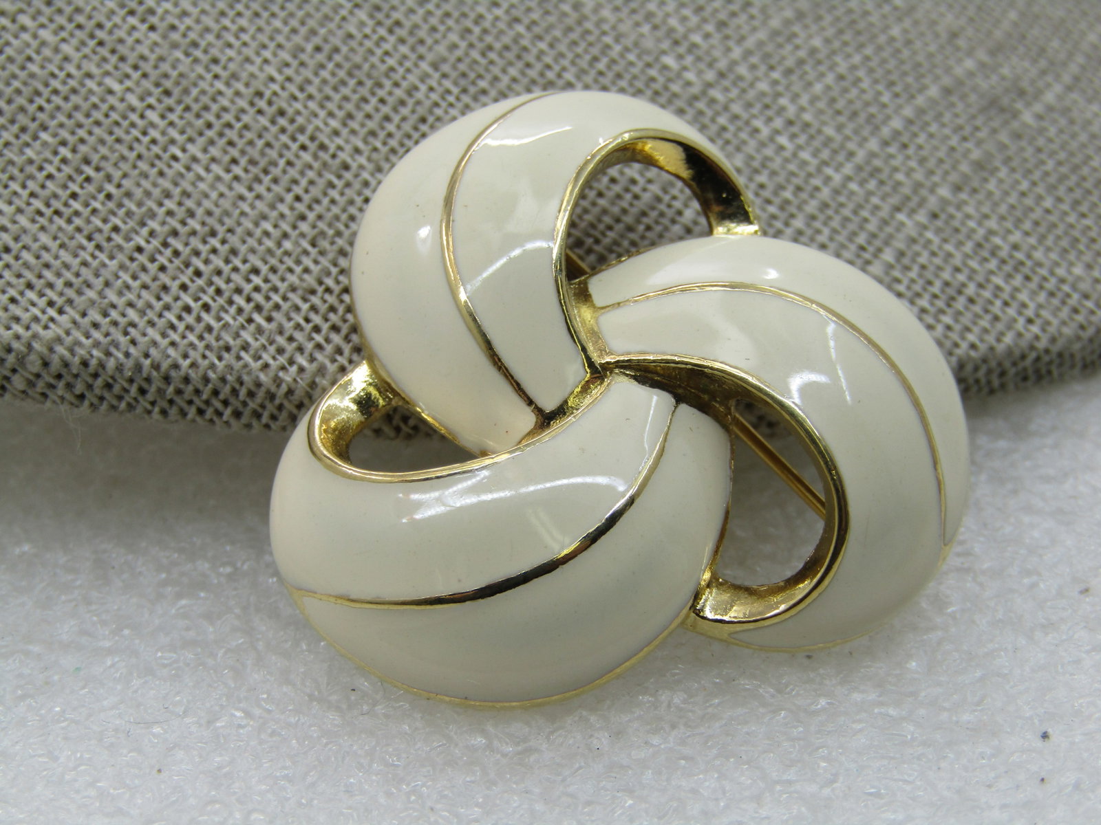 Vintage Faux Pearl Rhinestone Brooch, Aurora Borealis 1960's - 2