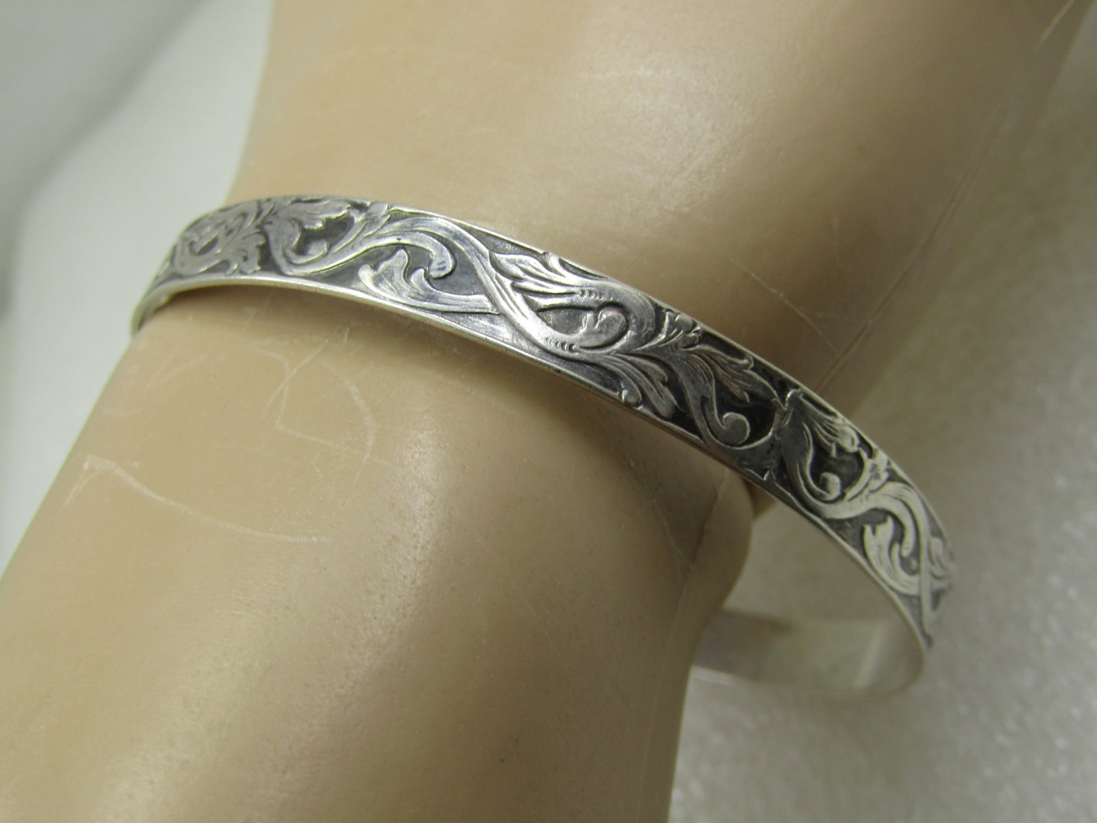 Vintage 6.5mm Sterling Bracelet, 7.75" Scrolled - 5