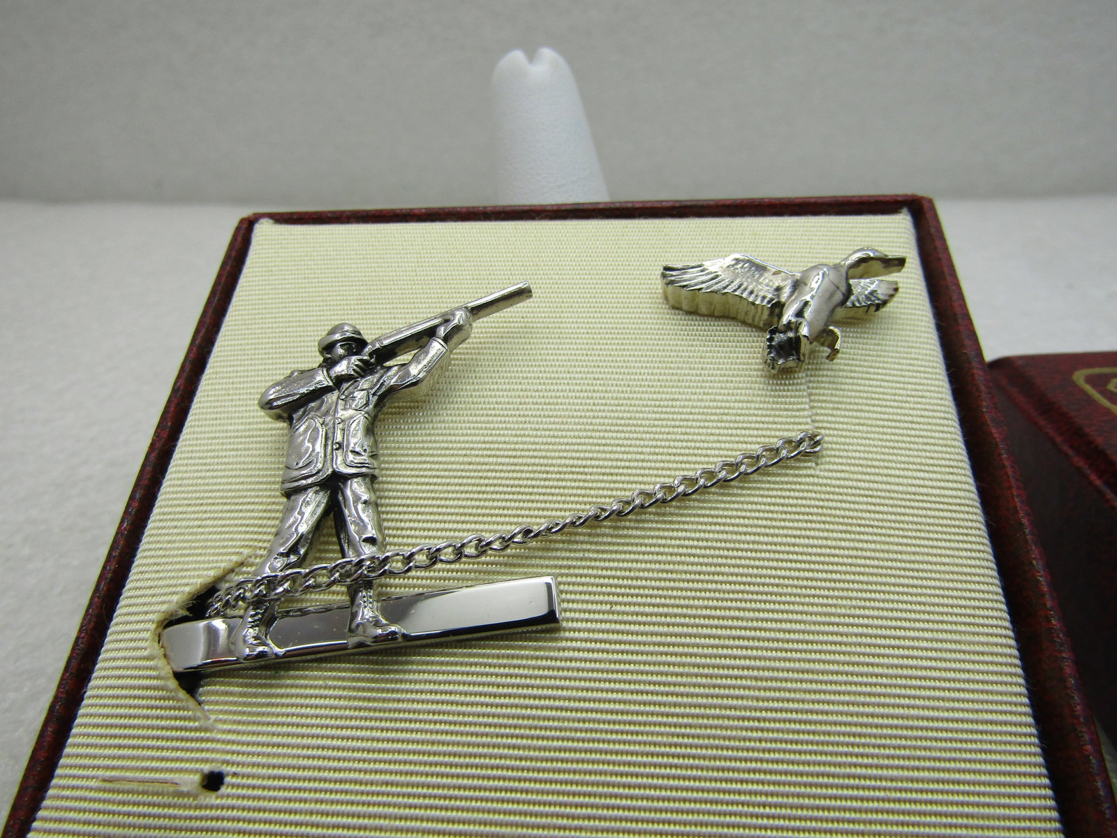Vintage Hickok Duck Hunter and Duck Tie Clasp and Tack Pin, Original Box - 3