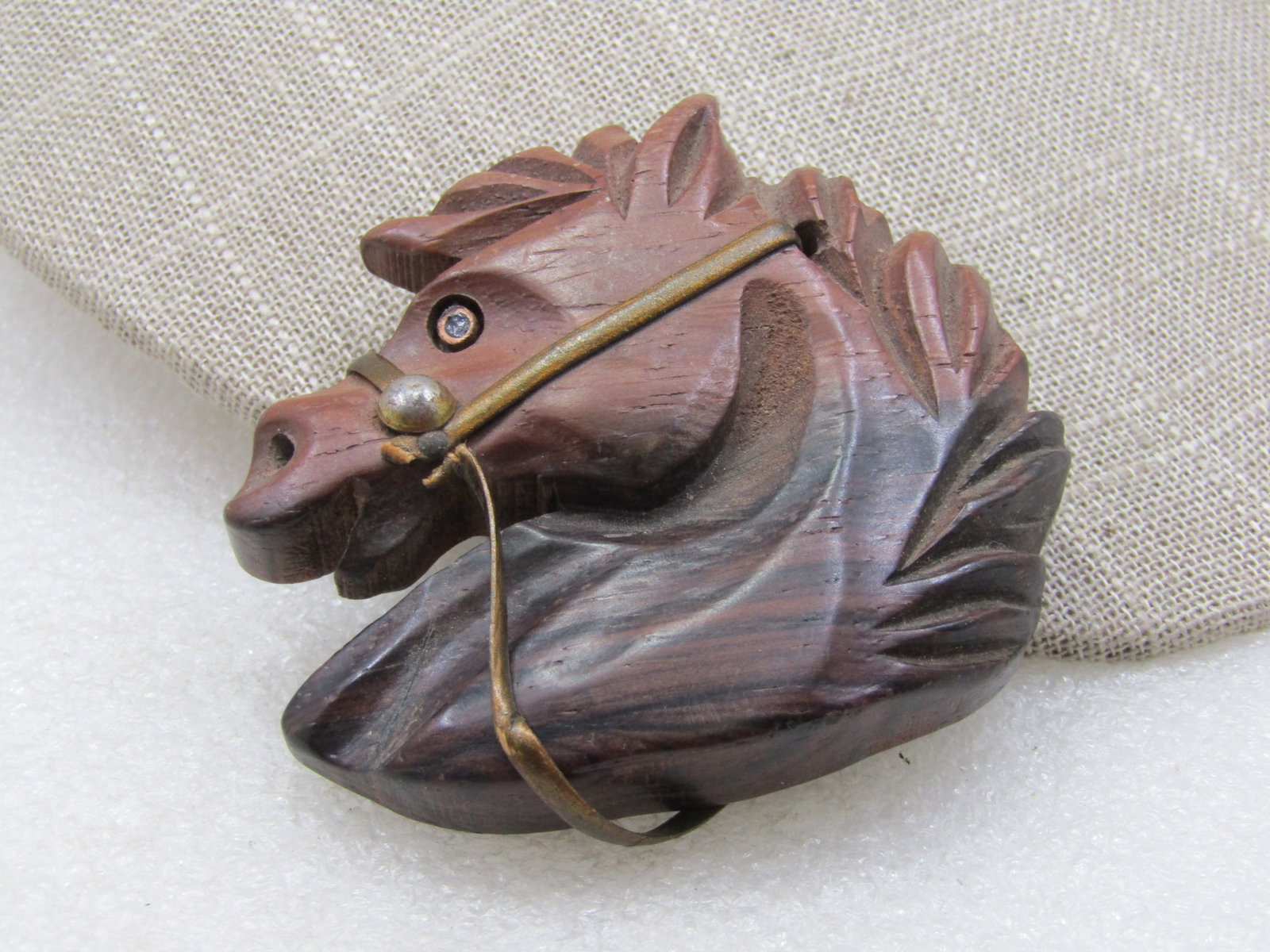 Vintage Carved Wooden Horsehead Brooch, 1940's - 2