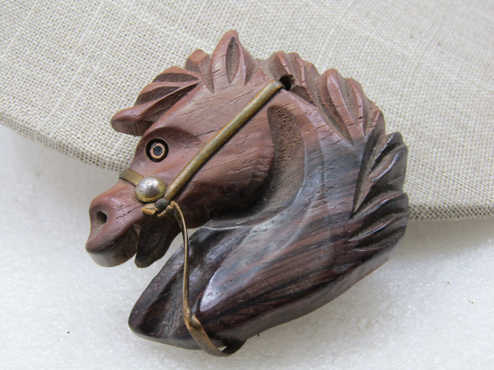 Vintage Carved Wooden Horsehead Brooch, 1940's - 4