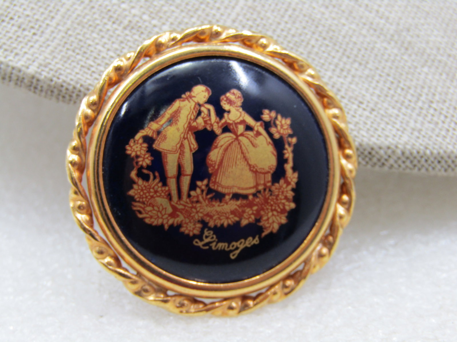 Vintage Limoges France Courting Scene Brooch, Trombone Clasp - 2