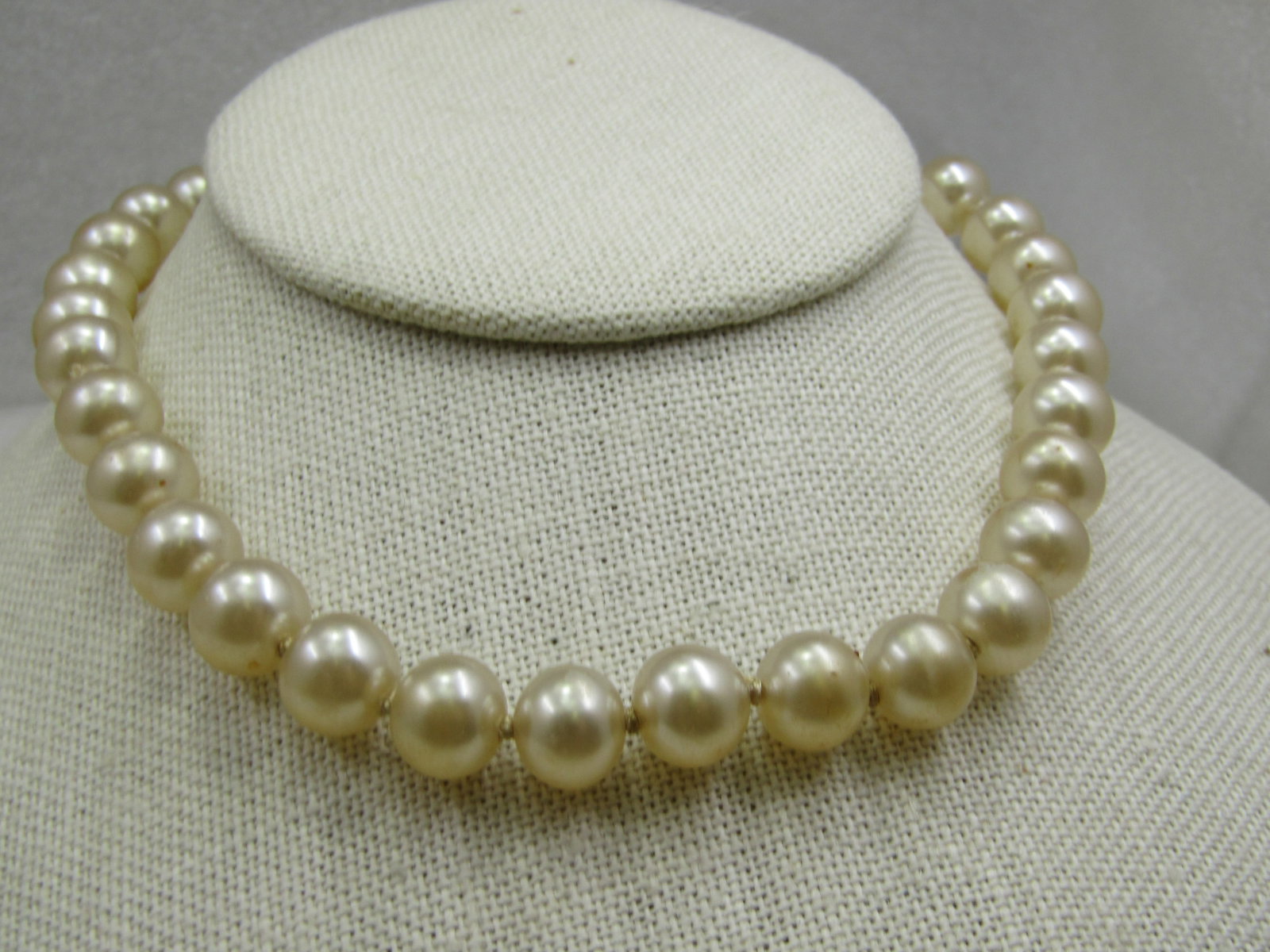 Vintage Japan Faux Pearl Necklace, 16", 9.5mm, Rhinestone - 4